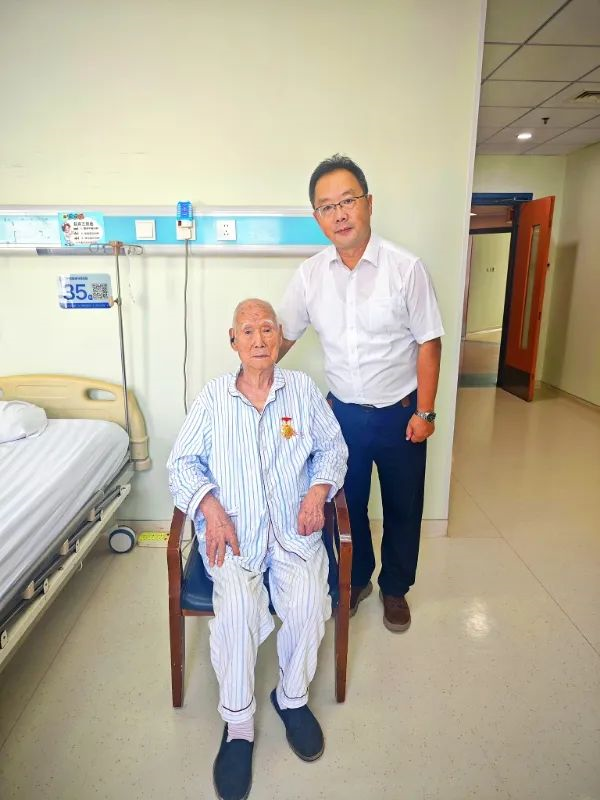 1xbet下载
系统6名抗战老兵荣获“中国人民抗日战争胜利80周年”纪念章